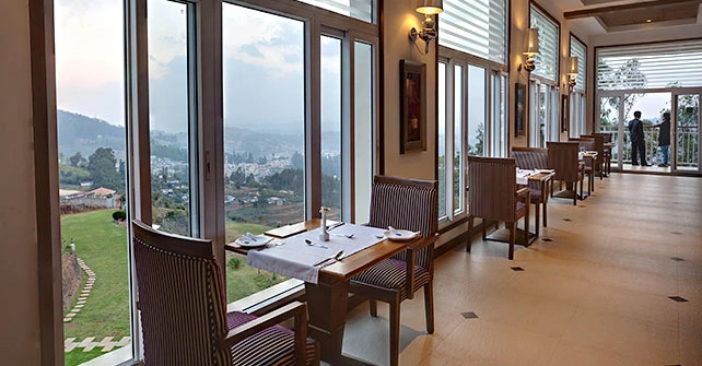 dining_portico