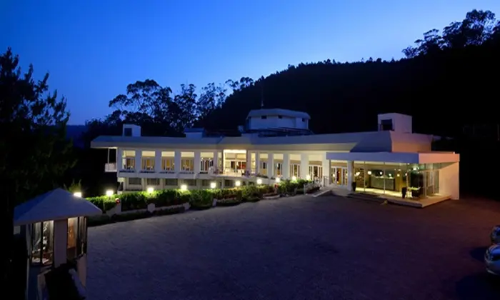 fascade_view_night